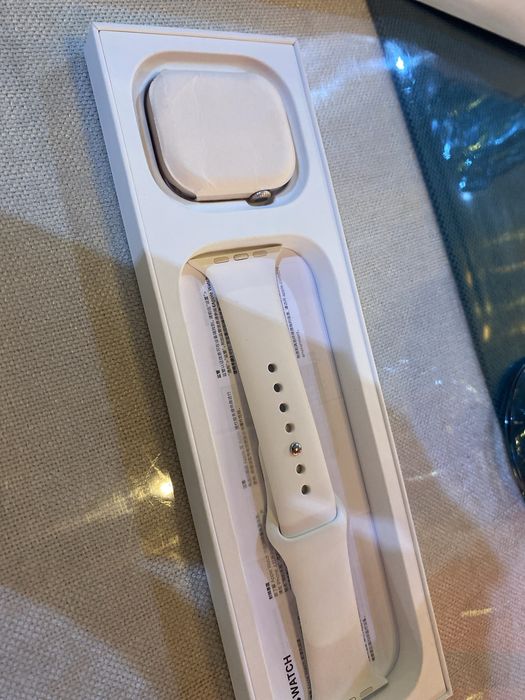 Apple watch 11 46mm Gold