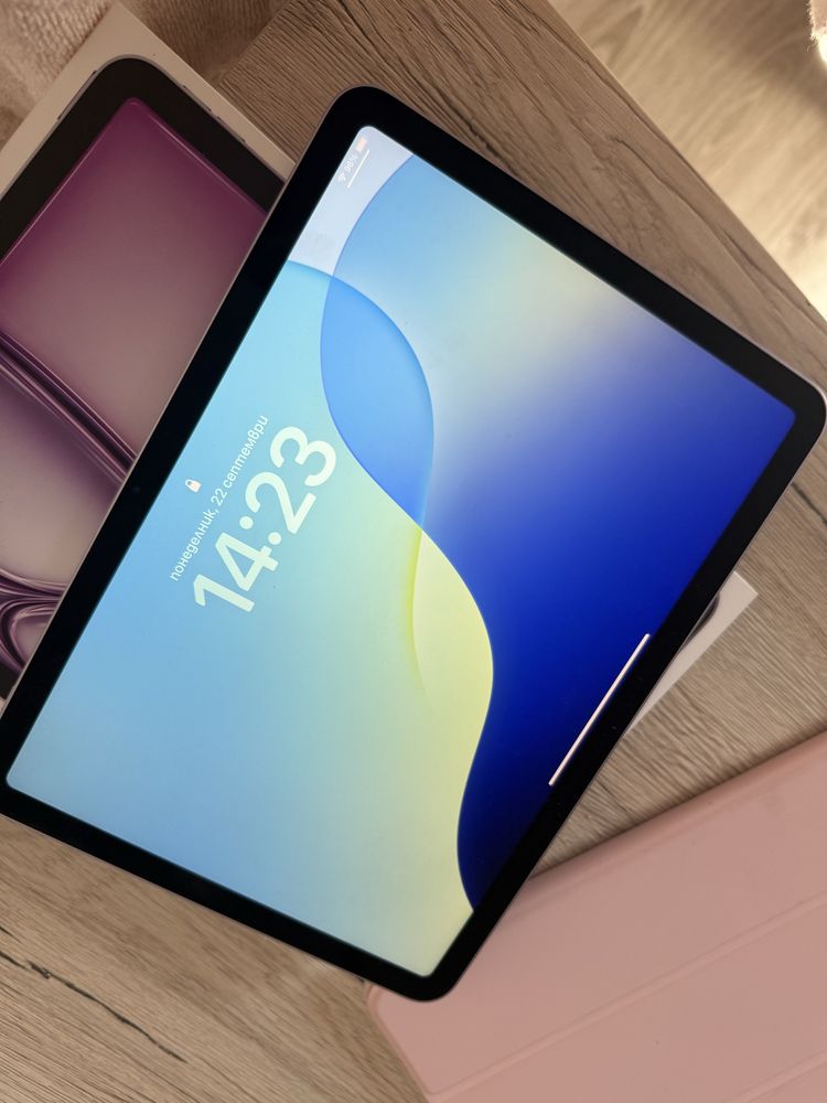 Ipad Air 11 -inch (M2) в гаранция от Istyle до  11.03.2027