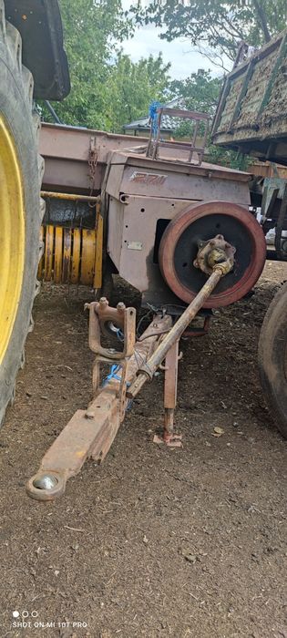 Vând balotiera New Holland sau Schimb