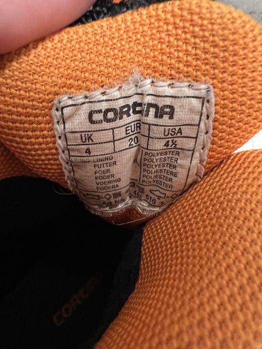 Bocanci de iarna marime 20