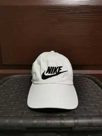 Nike оригинална шапка с козирка