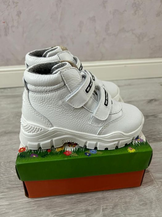 Продам обувь демисезонный ортопедичнский