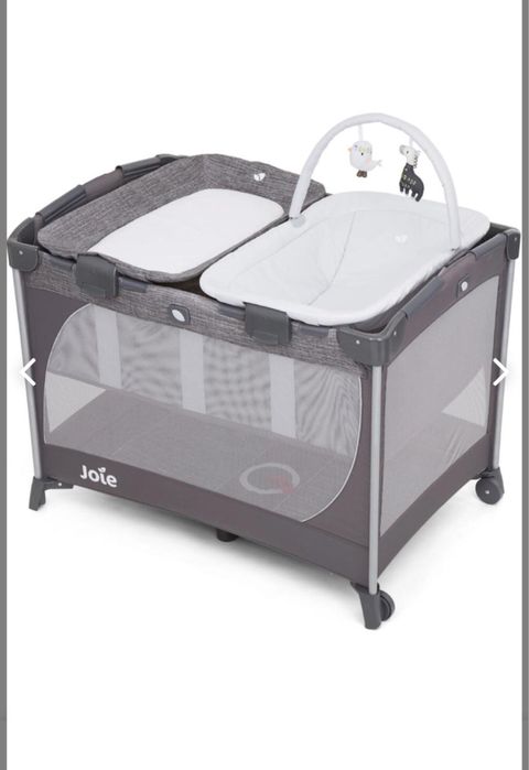 Манеж-кровать джой с качалкой-жезлонг и пеленальником.