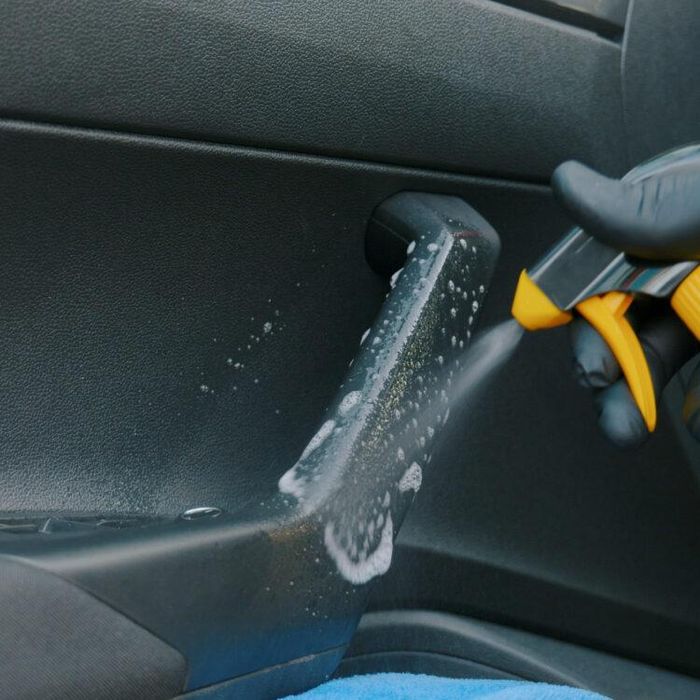 почистващ препарат за пластмаса 500 мл zollex trigger 03215/18084