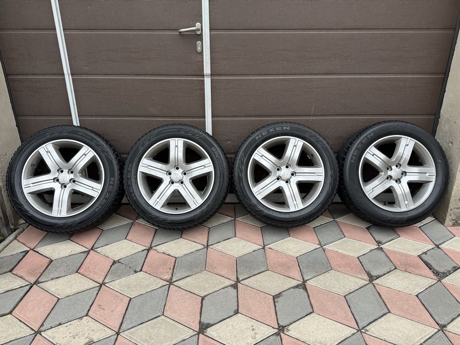 Продам оригинальные диски Subaru R17 5x100 с резиной