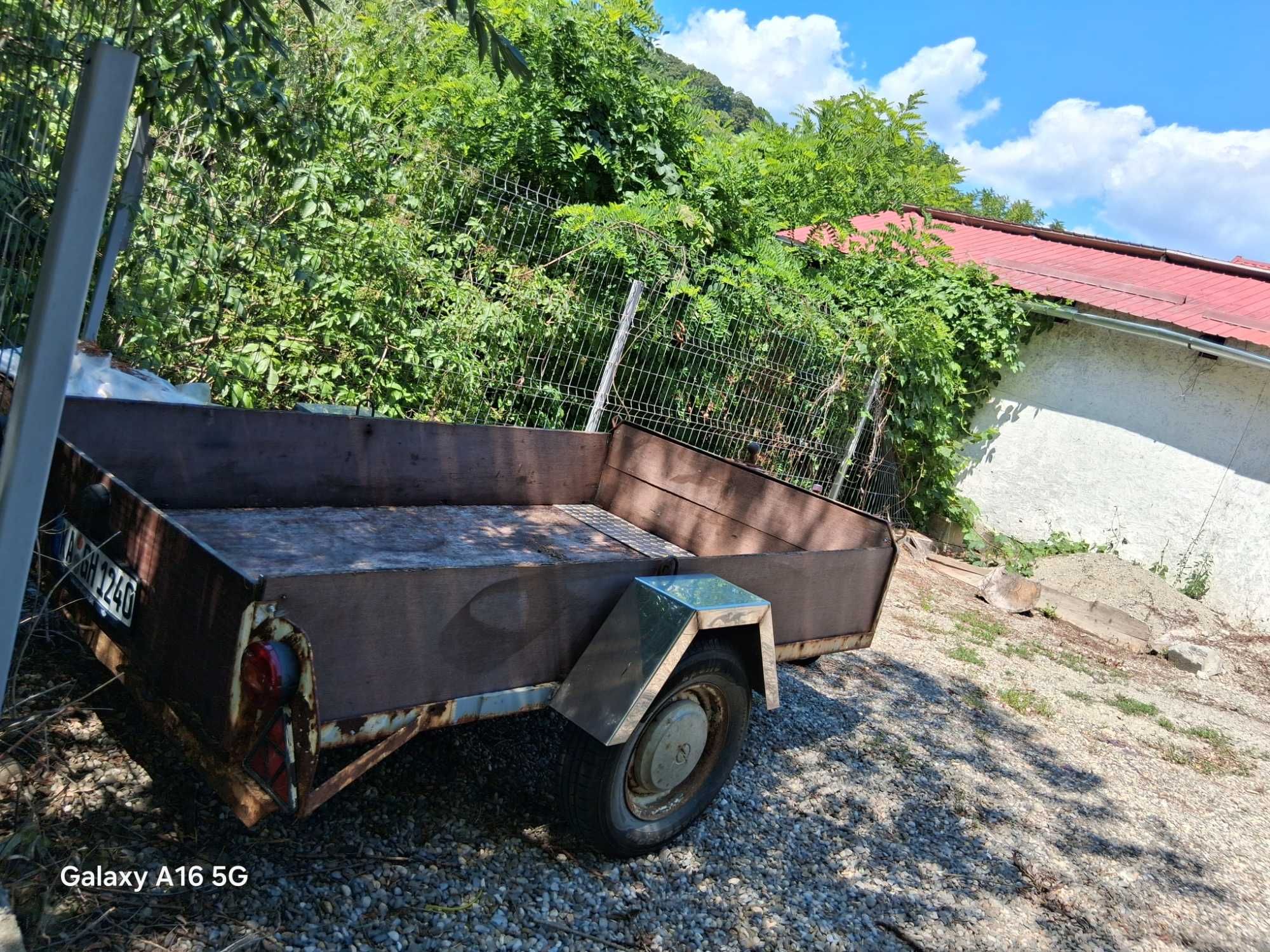 Remorcă 600 KG 2.20 M x 1.40 M