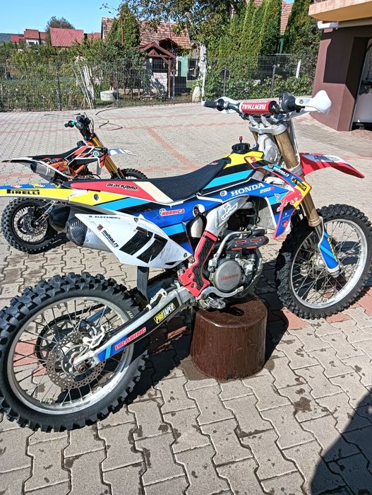 Honda crf 250 full cross