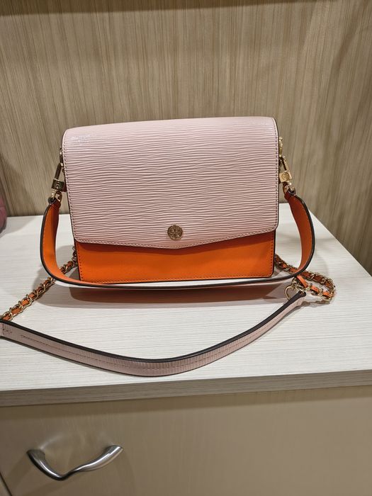Продавам чанта  Tory Burch.