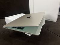 MacBook Air M2 2022