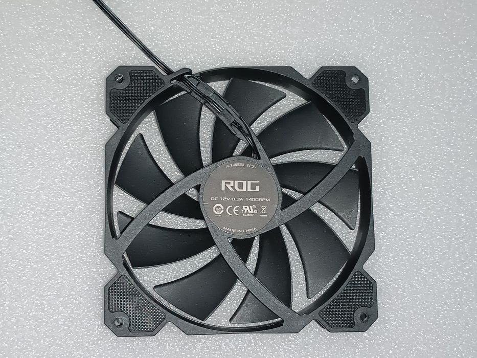 Ventilatoare ROG 140 mm 8buc