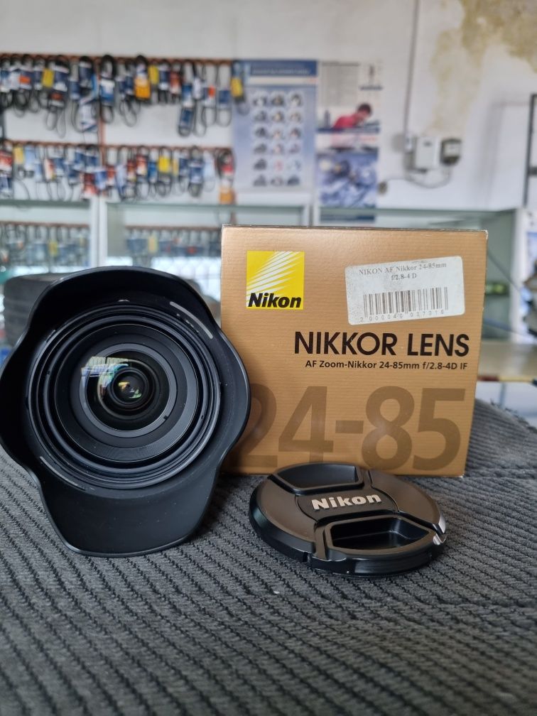 Nikon d300s vs nikkor 24-85mm f/2.8-4D IF