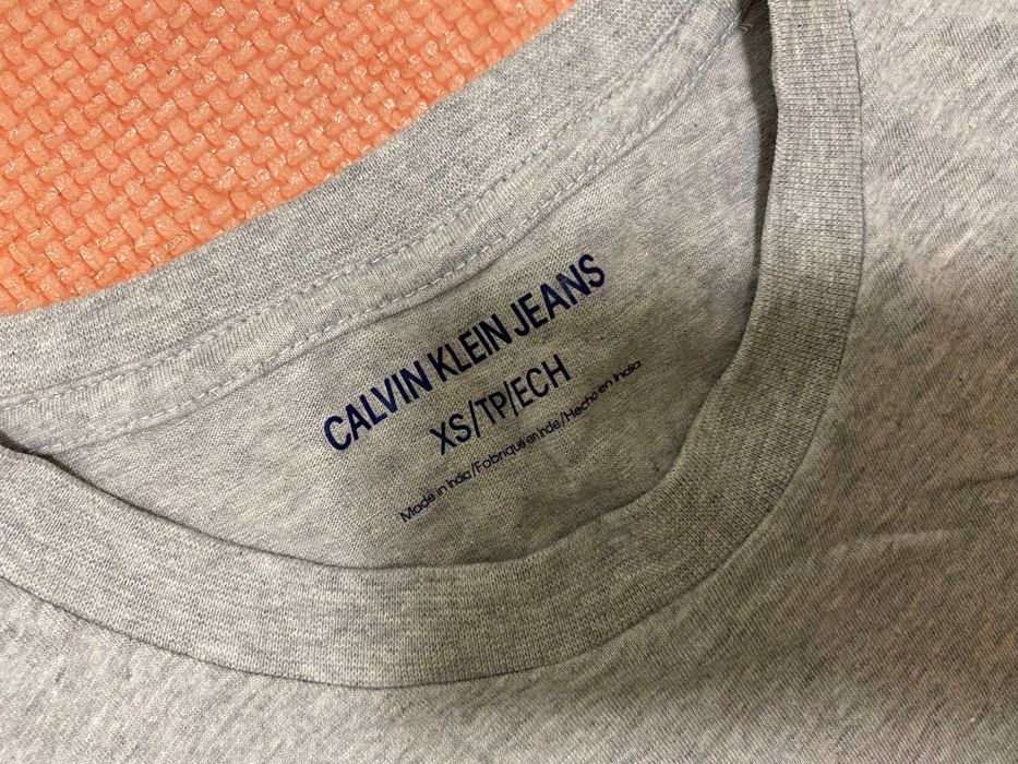 ''Calvin Klein The Pride''оригинална тениска ХS размер