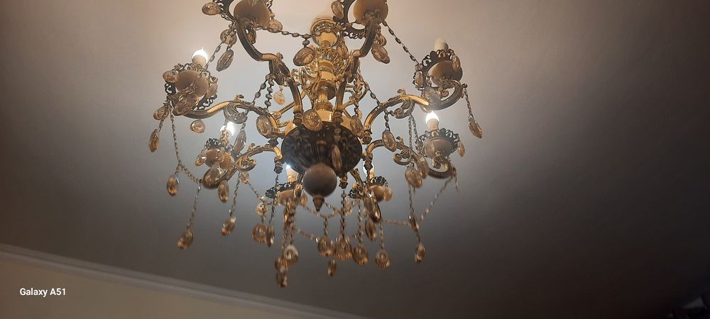 Люстра срочно продается