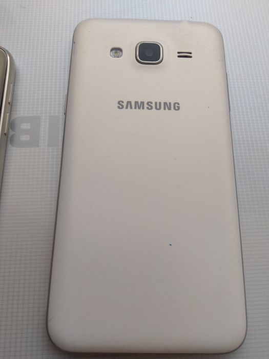 Samsung S6 и Samsung Galaxy J7 Prime