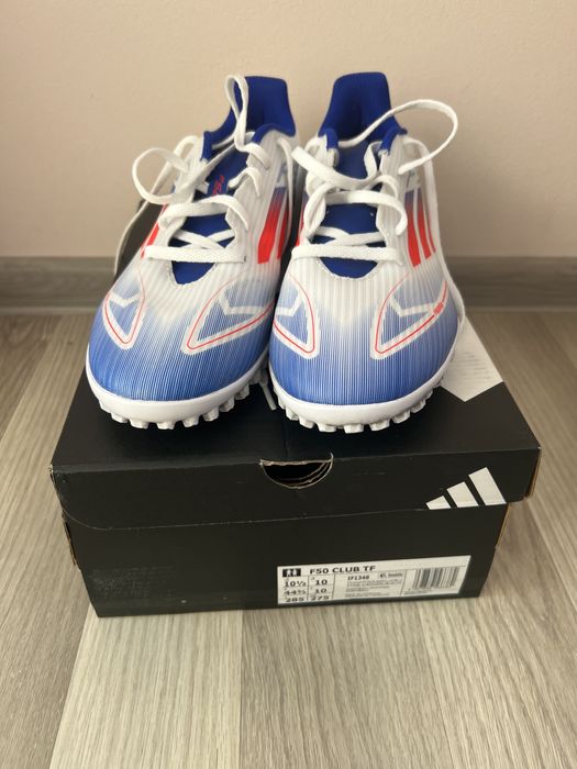 Ghete de fotbal F50 CLUB TF