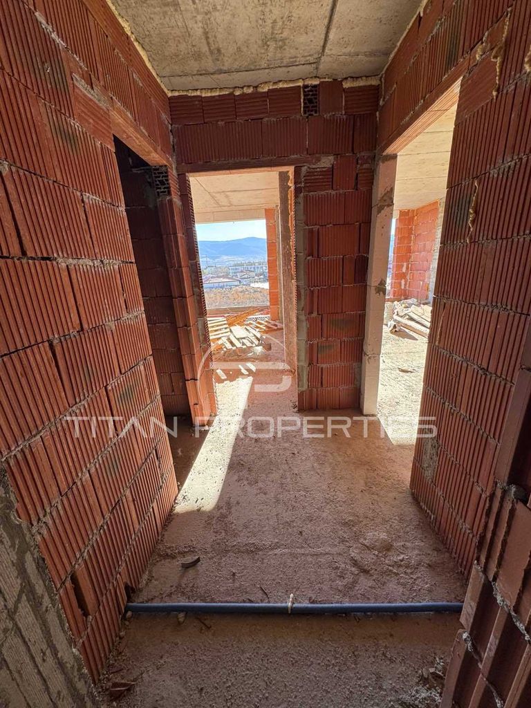 Продава се Двустаен апартамент в Пловдив, Южен - 74 кв.м за 1041 €/кв.м - Снимка #3