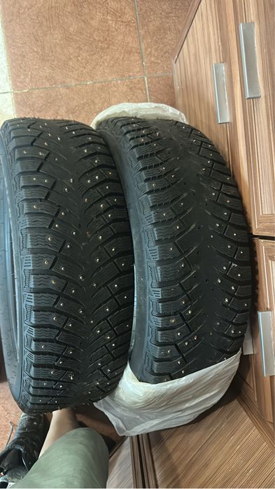 Зимние шины , зимняя резина, шипованная