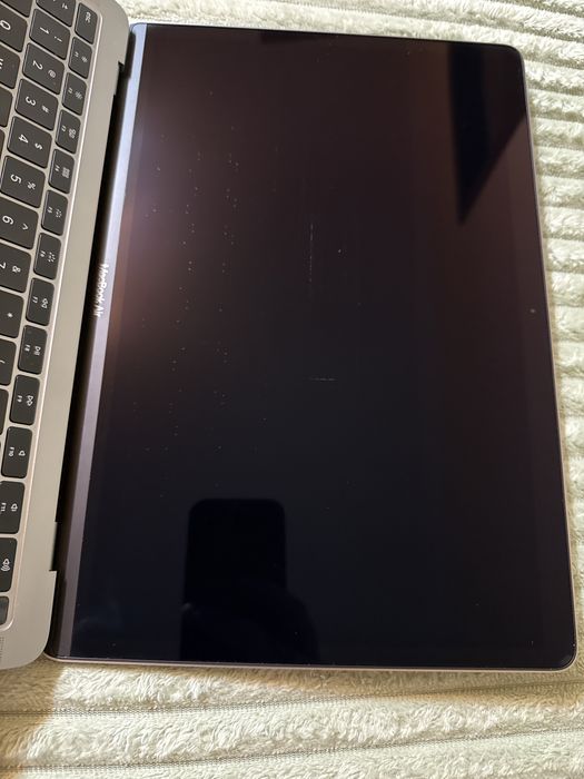 MacBook Air 2018 modelA1932