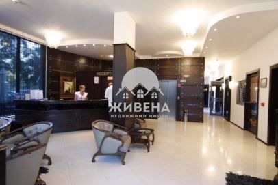 Офис / 2-стаен за продажба в центъра на к.к.Слънчев бряг