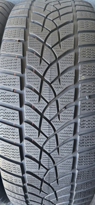 2 anvelope 235 60 18 goodyear de iarna 2021 6,2mm