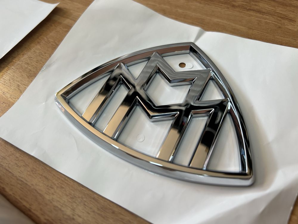 Emblema Maybach Capota spate Capacele Janta  75mm