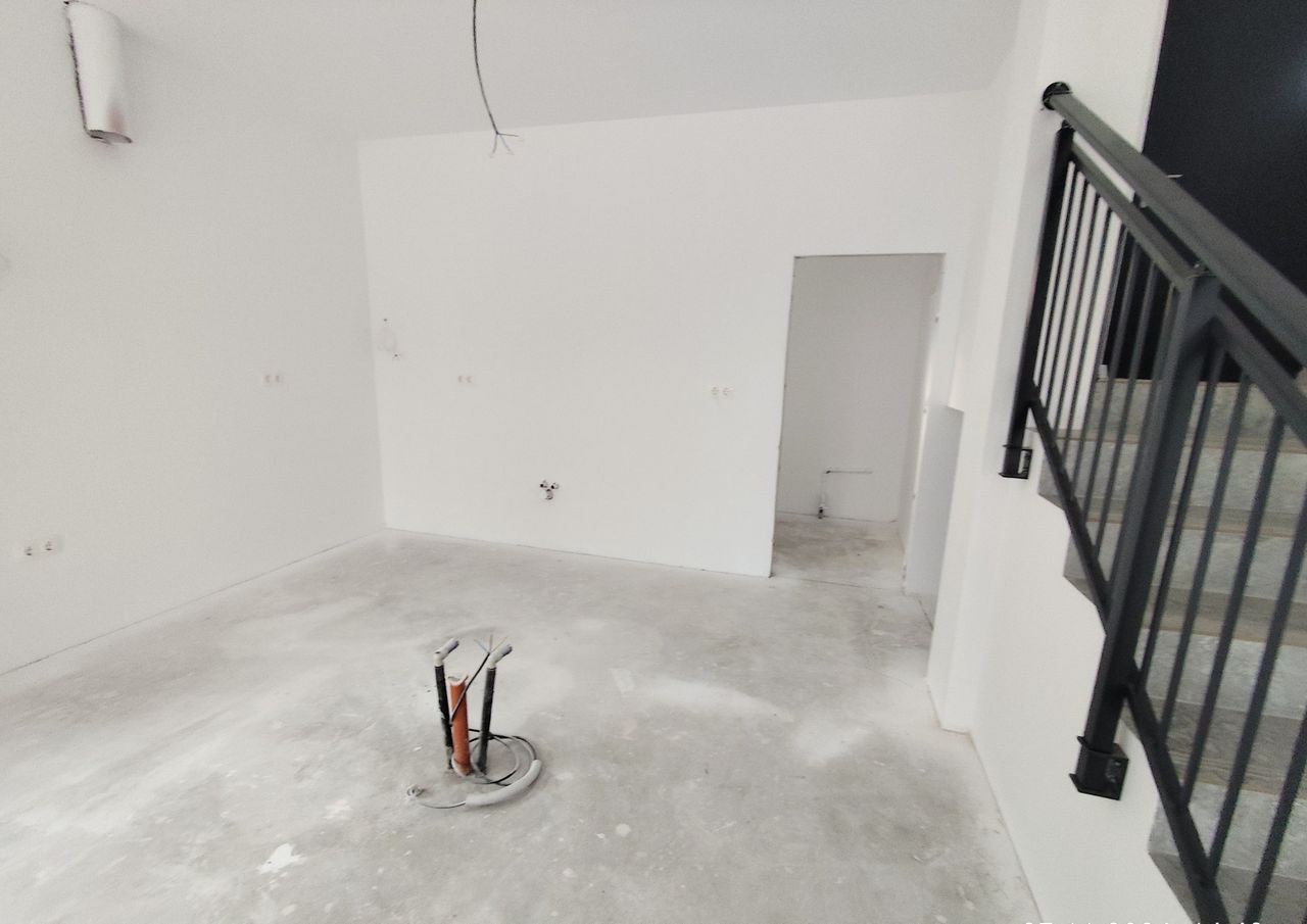 Продава се Къща в Варна, м-т Ментешето - 183 кв.м за 1476 €/кв.м - Снимка #3