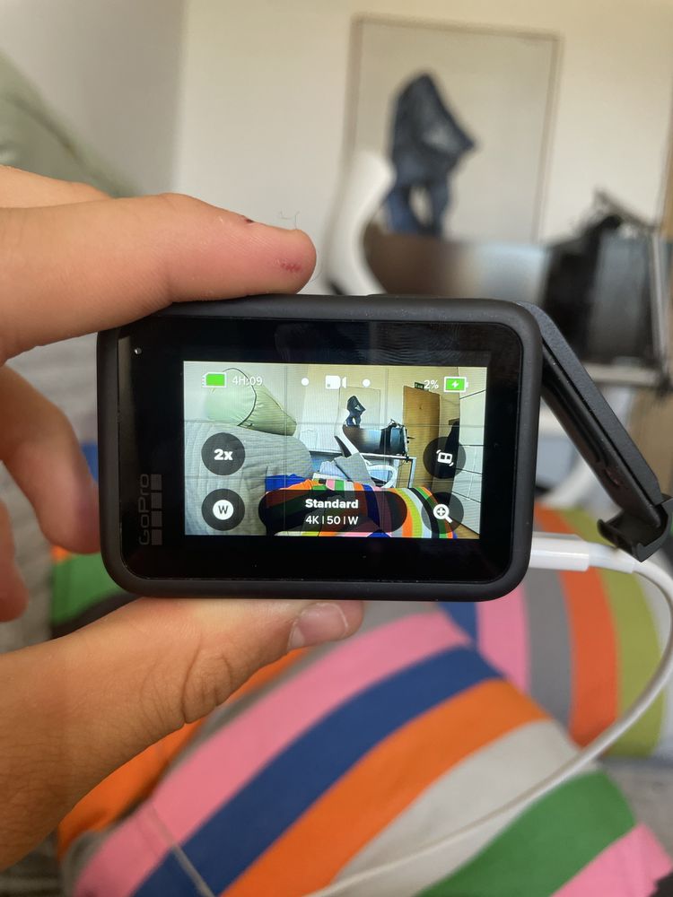 Продавам GoPro hero 9