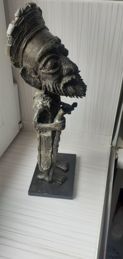 Statueta  razboinic african