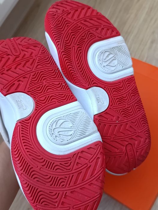 Adidași Nike,marime 35,5