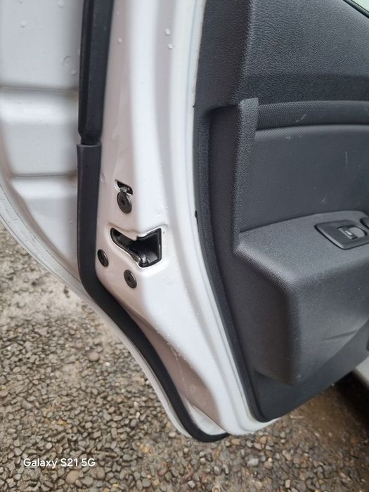 Usa Stanga Spate Dacia Duster Facelift 2013 - 2018 SUV 4 Usi Blanc Glacier 369 (1384)