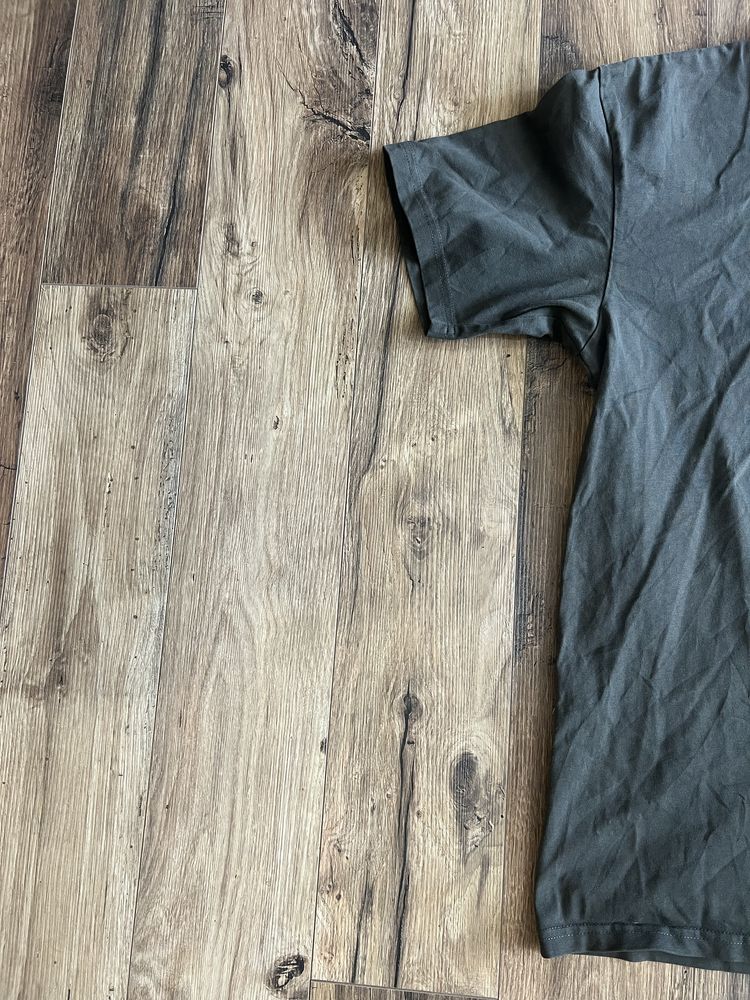 Carhartt size S