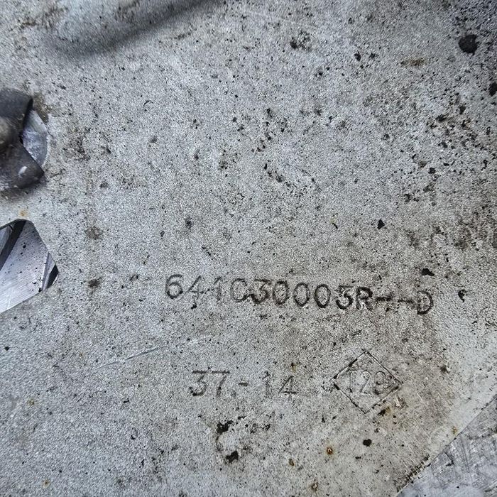 Suport aripa stanga fata Opel Movano B