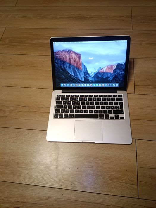 Vând leptop macbook pro