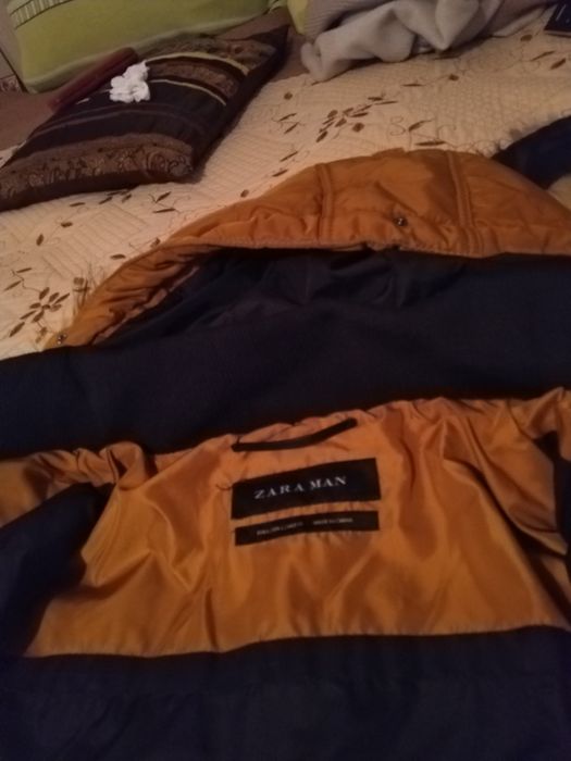 Haina de iarna Zara man ca noua