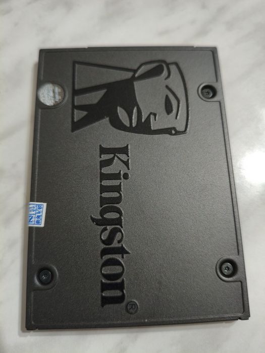 SSD накопитель kingston 240gb