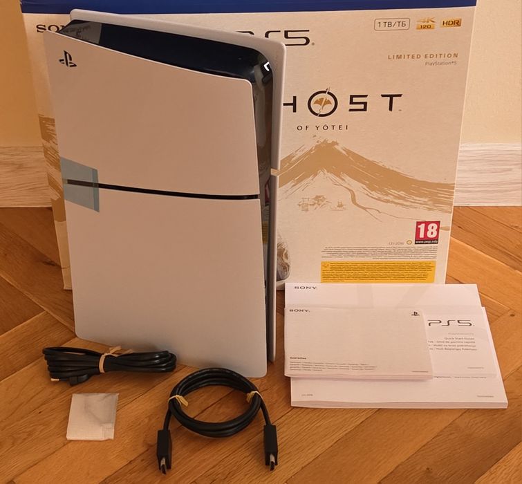 ЧИСТО НОВ Playstation 5 SLIM DISC EDITION Плейстейшън слим конзола PS5