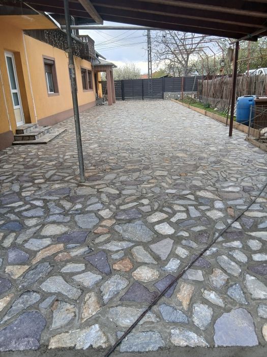 Pavaj din Piatra naturala decorativa