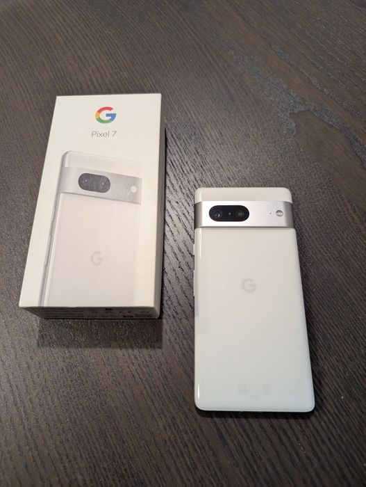 Google Pixel 7 без забележки, с подарък протектор и кейсове