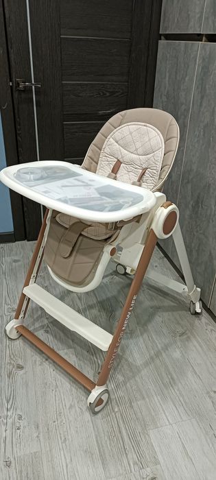 Продам стульчик happy baby berny v2