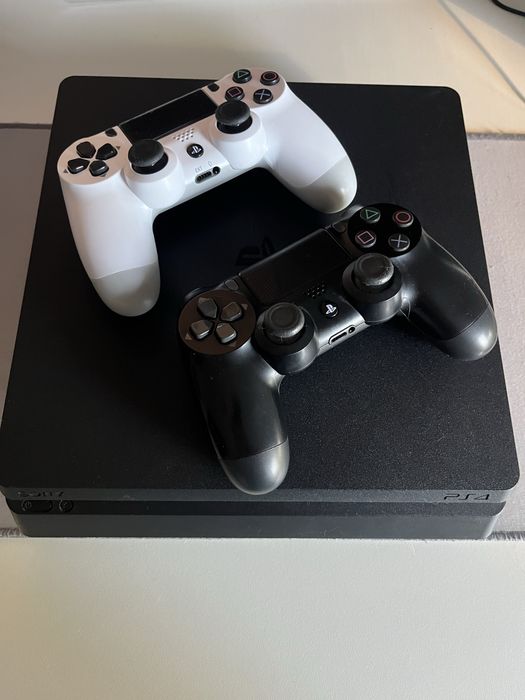 Ps4 slim recent curatat
