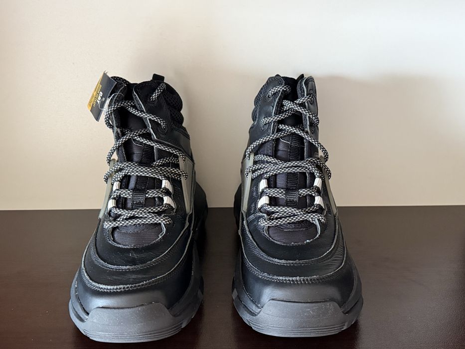 Caterpillar 40номер 25см Стелка Нови с Кутия Естествена Кожа