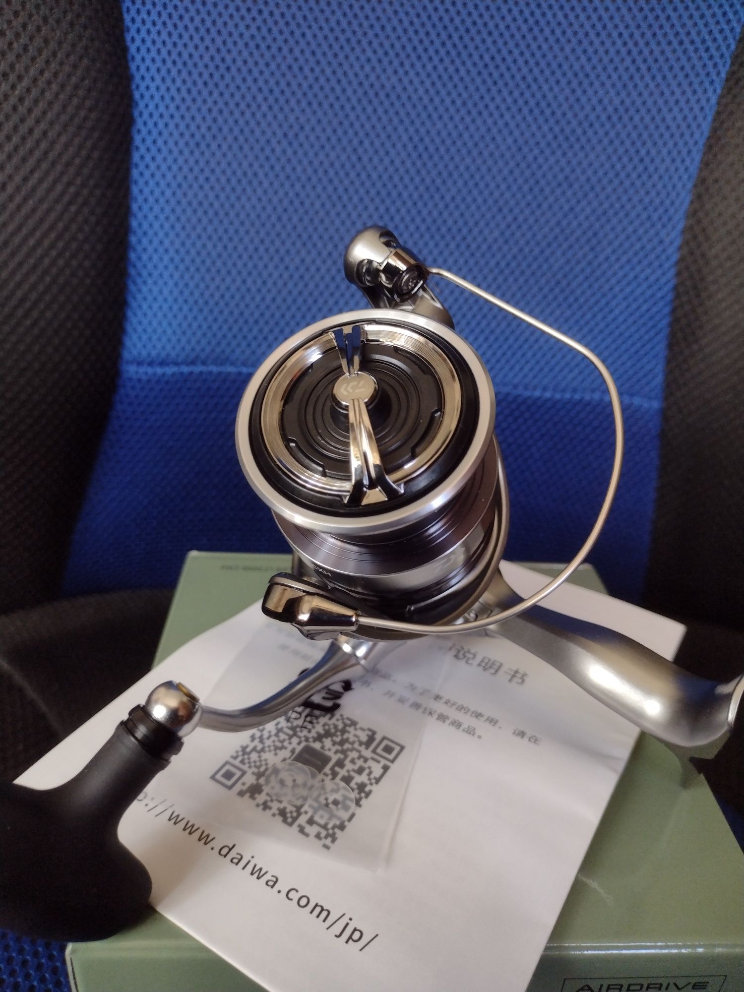 Продавам Daiwa Exceler LT3000-CXH