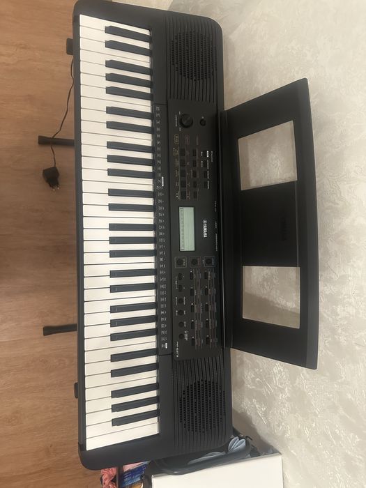 Синтезатор YAMAHA