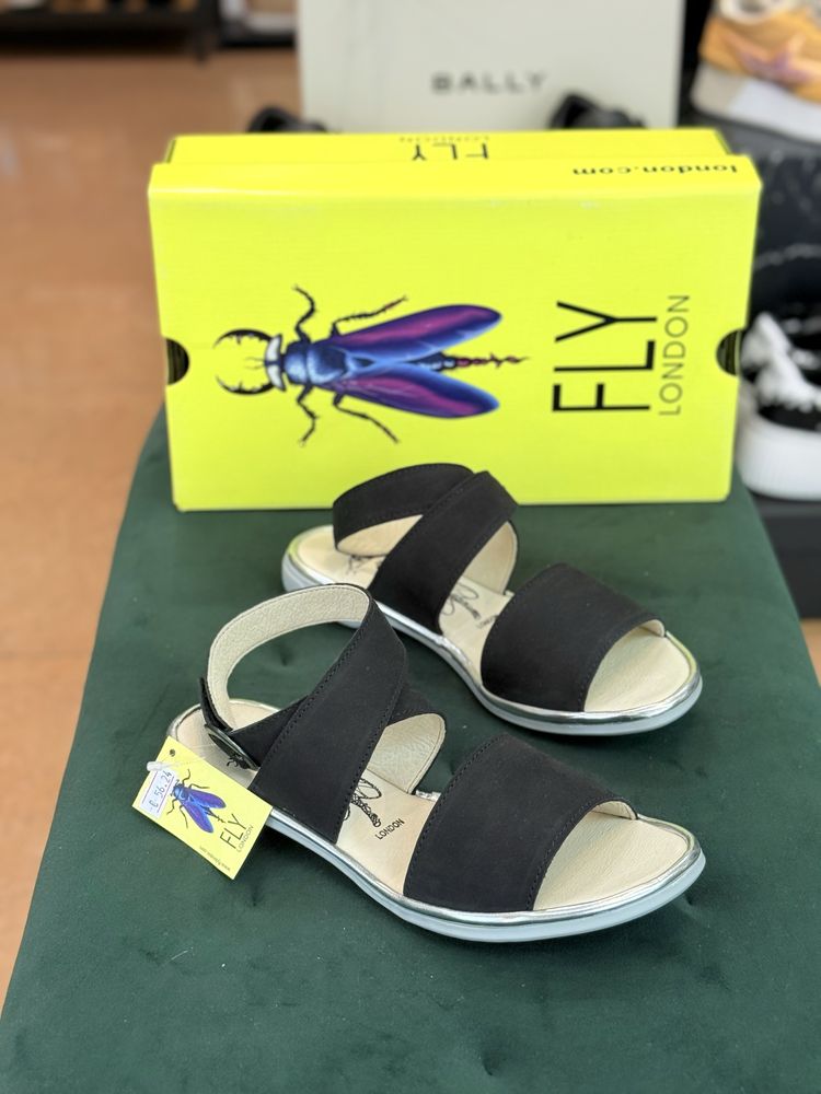 Дамски сандали Fly London
