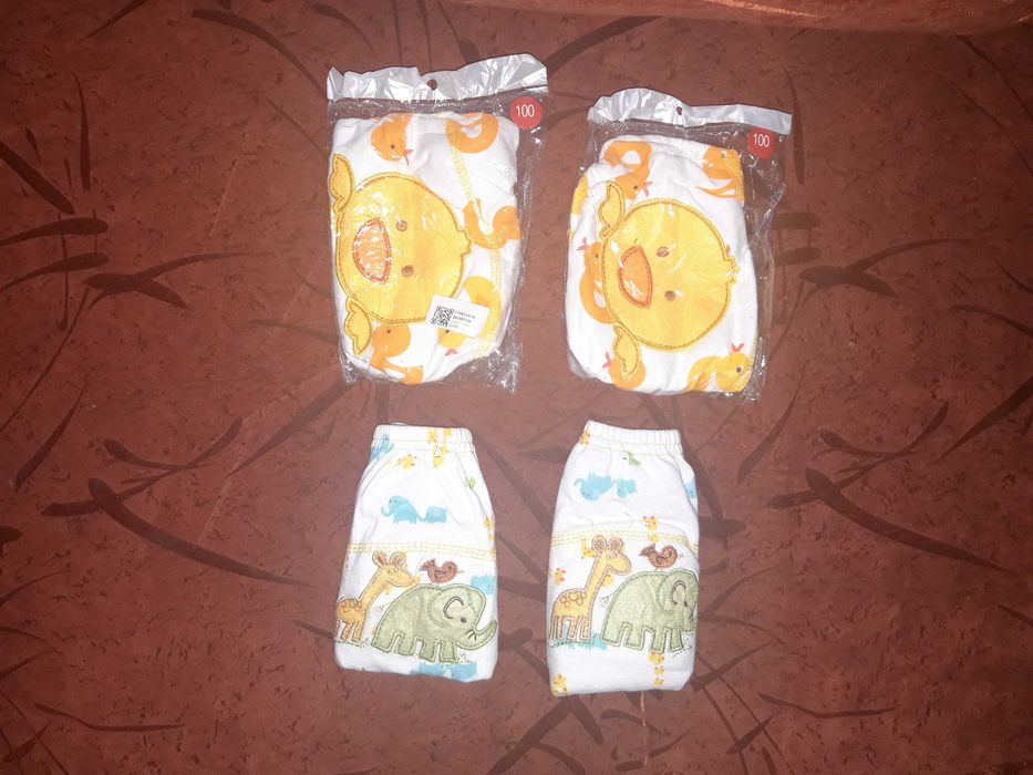 Продавам БЕБЕШКИ ПАМПЕРСИ за ПЛАЖ/за в бебешката количка или за плажа
