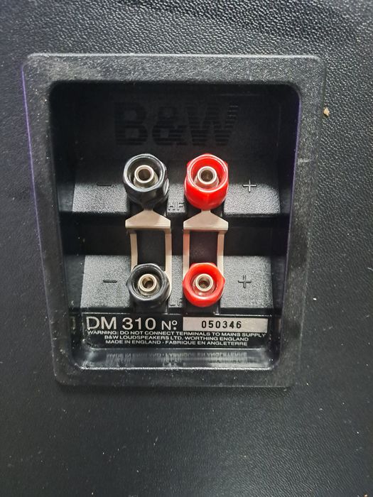 Vand boxe B&W în stare perfectă