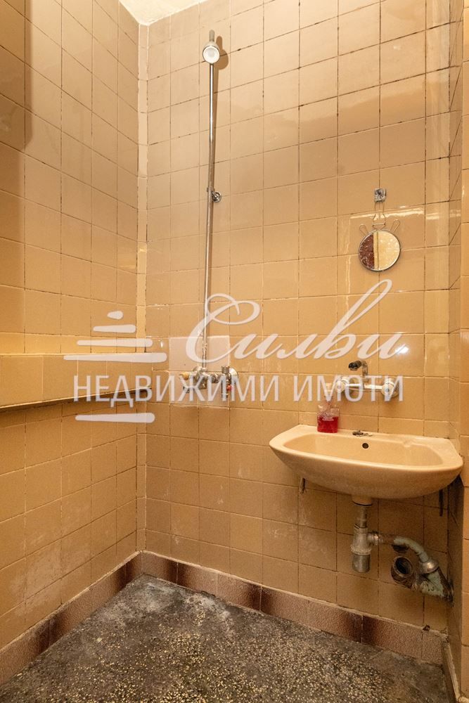 Продава се Едностаен апартамент в Шумен, Болницата - 45 кв.м за 1304 €/кв.м - Снимка #4