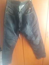 Pantaloni jeans moto cu protecții mărimea 36