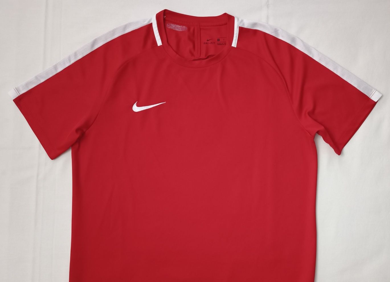 Nike DRI-FIT Tee оригинална тениска L Найк спортна фланелка фитнес