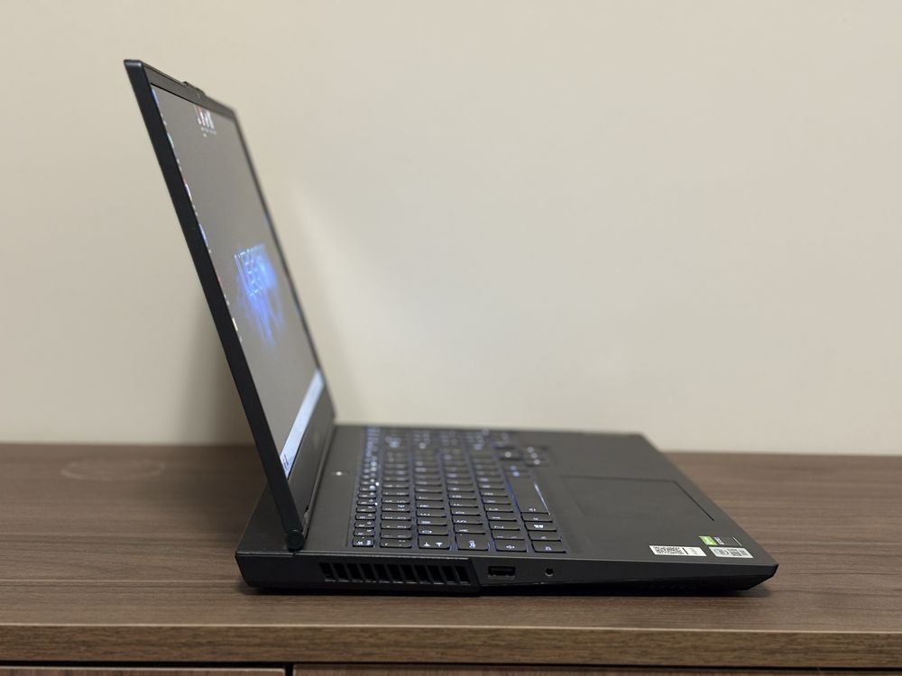 Геймърски лаптоп Lenovo Legion 5